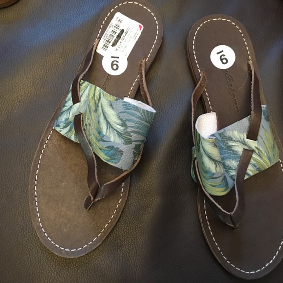 'Tommy Bahama Penelohpe' Leather  Sandal - Picture 4 of 11